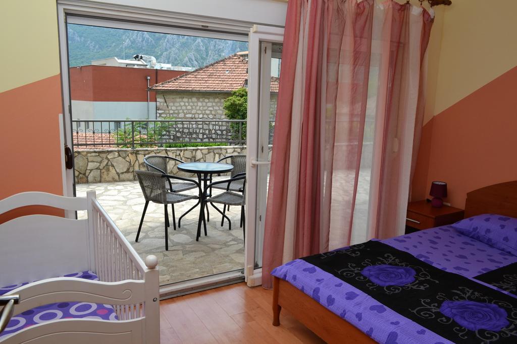 Apartments Villa Marta - Begovic Kotor Exteriör bild