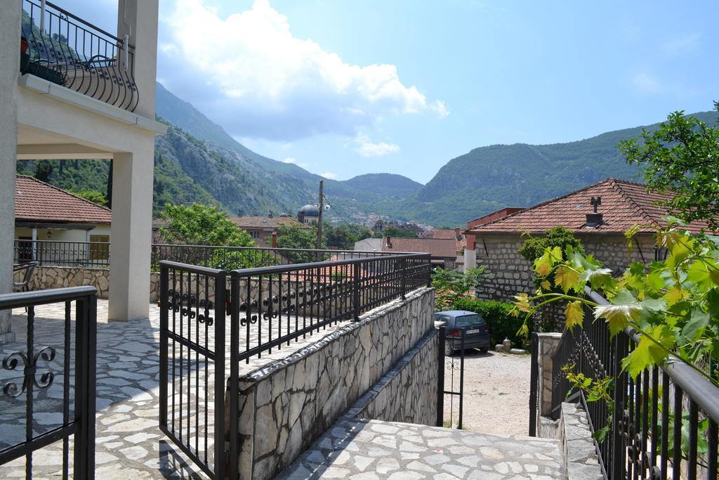Apartments Villa Marta - Begovic Kotor Exteriör bild