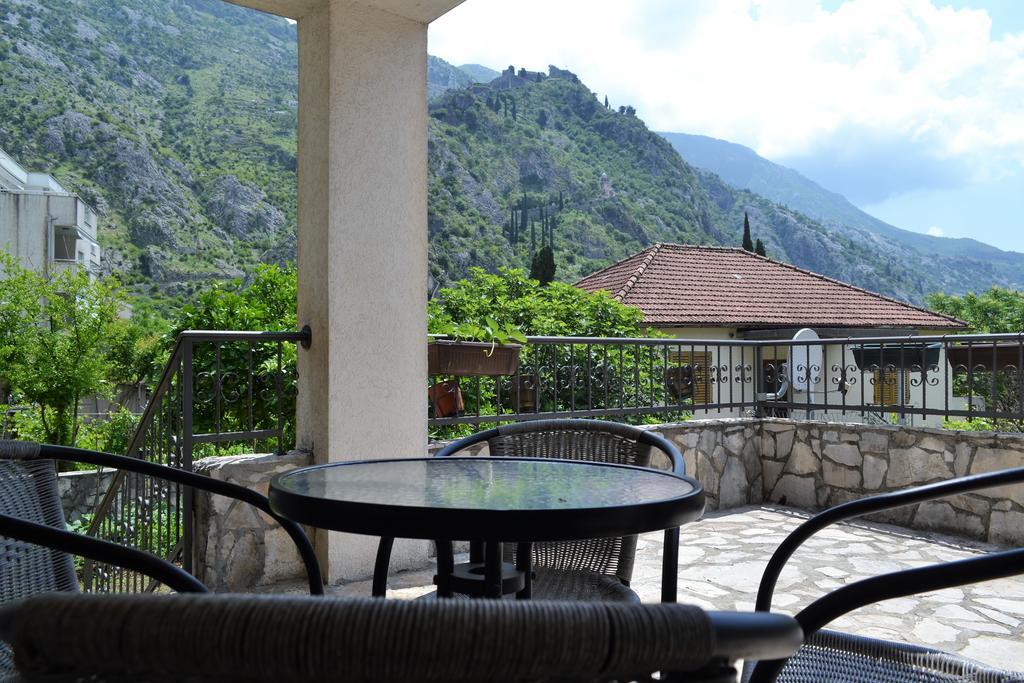 Apartments Villa Marta - Begovic Kotor Exteriör bild